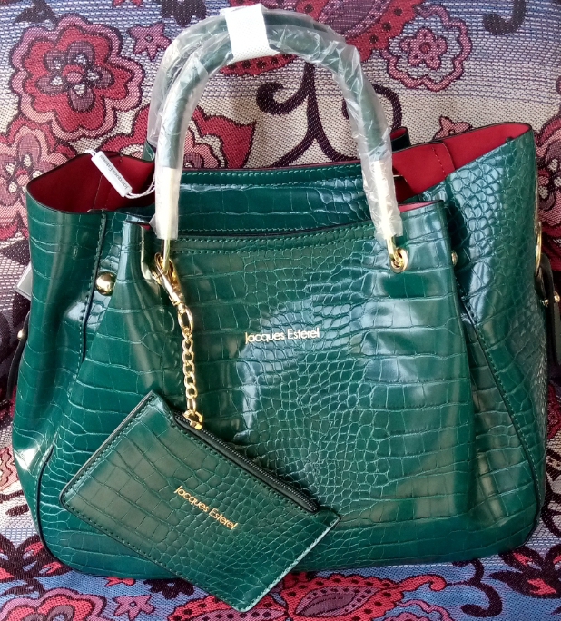 Femme - Ensemble Grand sac vert + Porte Monaie vert.jpeg